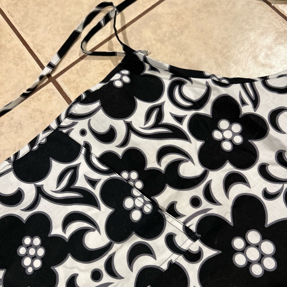 Vera Bradley Retired Rare Full Apron Night & Day Black White Pattern - Picture 3 of 7